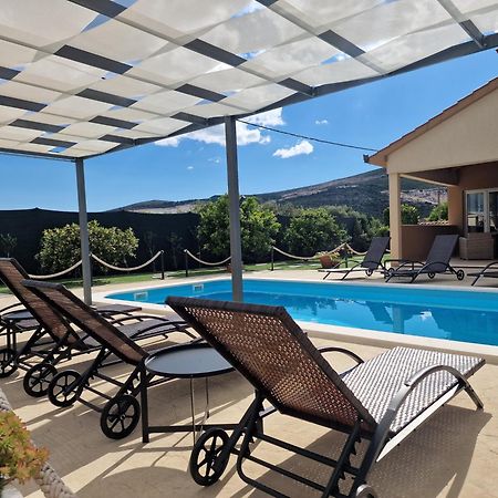 Holiday Home Near Trogir Kaštel Štafilić Eksteriør bilde