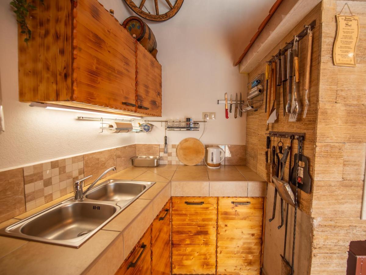 Holiday Home Near Trogir Kaštel Štafilić Eksteriør bilde