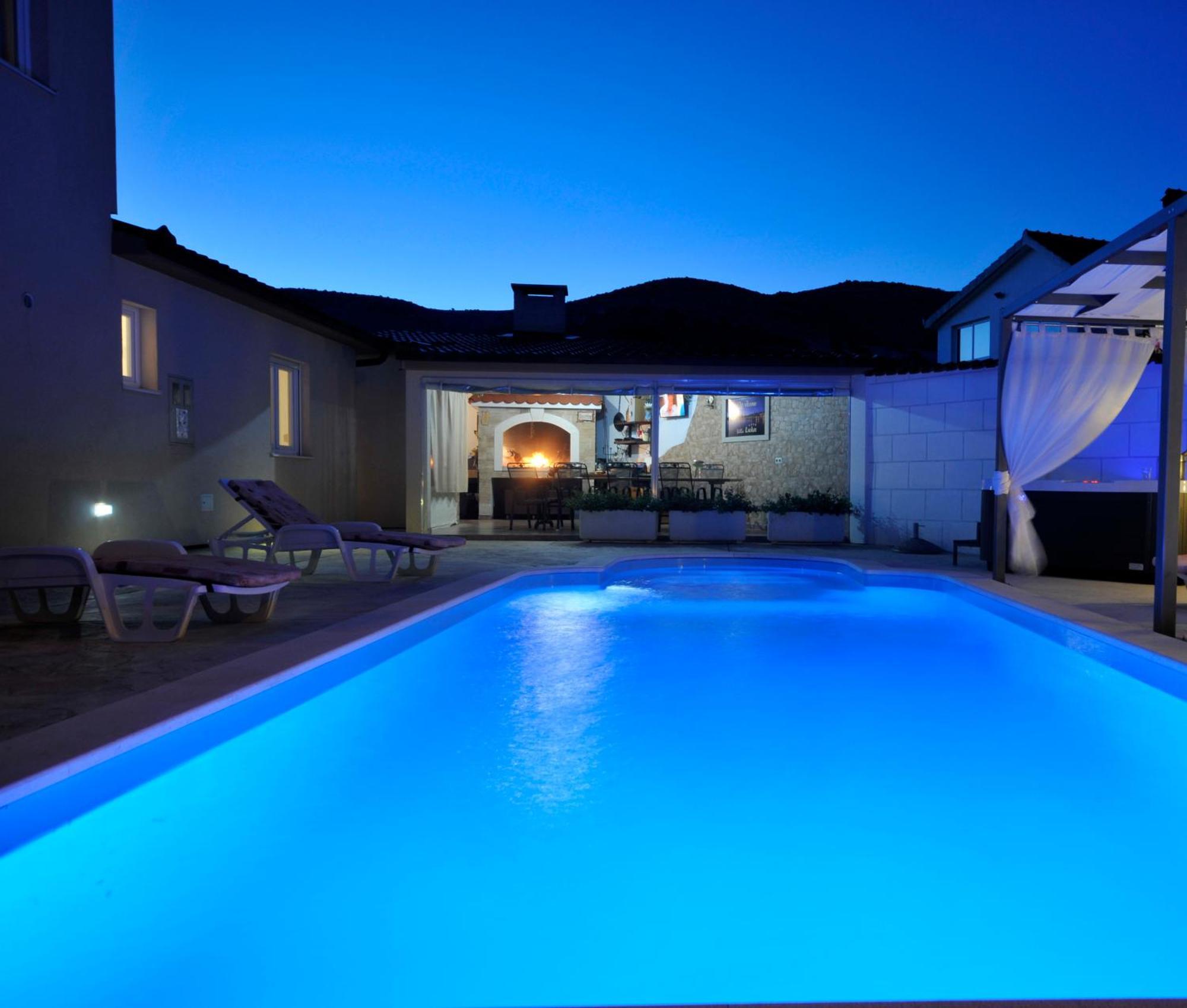 Holiday Home Near Trogir Kaštel Štafilić Eksteriør bilde